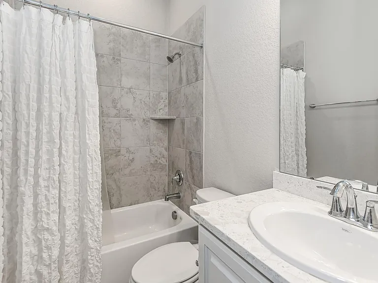 6110 Meadow Bluff Ct — Photo 22