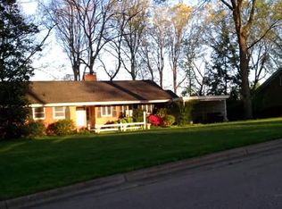 1813 Stillwater Dr, Raleigh, NC 27607