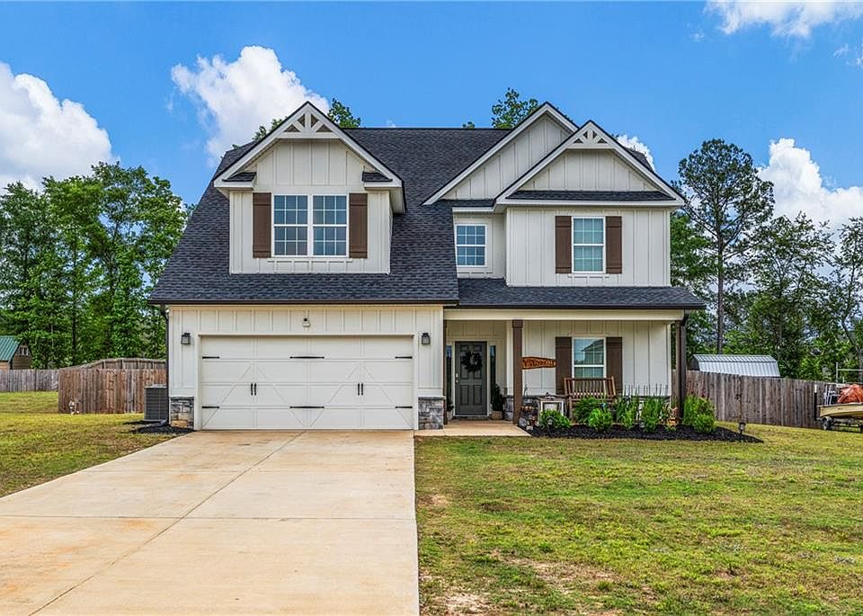 1st image of 31 Sugar Maple Dr