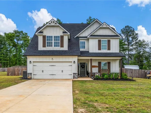 31 Sugar Maple Dr, Fort Mitchell, AL 36856