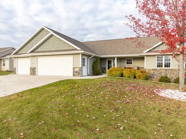 3351 Gray Squirrel Ln, Kaukauna, WI 54130
