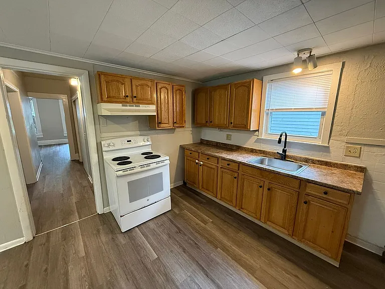 33-35 Emerson Street — Photo 8