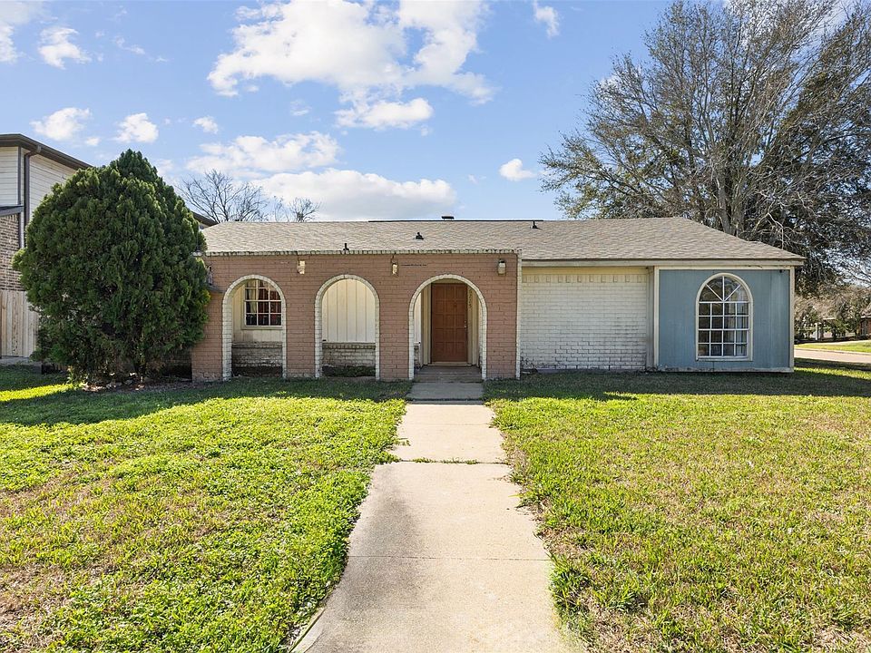 1st image of 6715 Rowell Ct