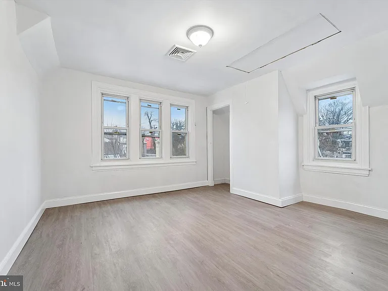 79 E High St #2 — Photo 16