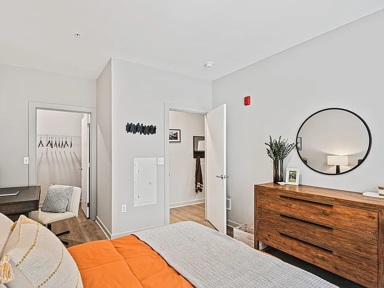 2 Bedroom- Secondary Bedroom
