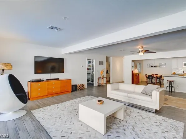 2912 Gilmary Ave, Las Vegas, NV 89102