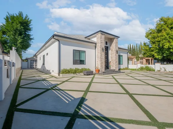15933 Leadwell St, Van Nuys, CA 91406
