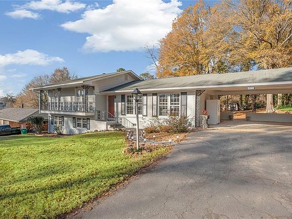 2nd image of 2295 Priscilla Dr