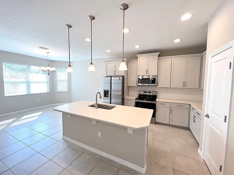 37 Pine Croft Ln — Photo 13