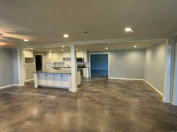 4th image of 3006 Riverside Dr