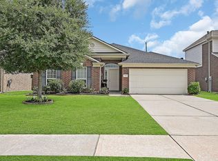 9920 Climbing Tree St, Conroe, TX 77385