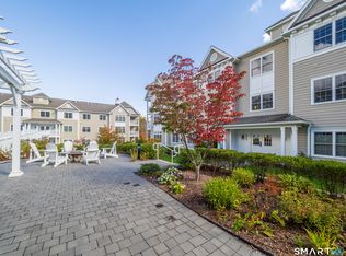 77 Sunset Lane #213, Ridgefield, CT 06877