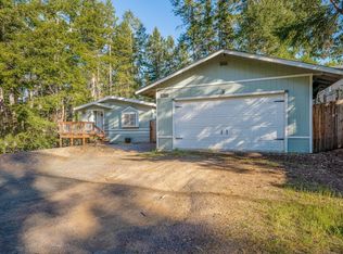 1789 Hawk Ln, Willits, CA 95490