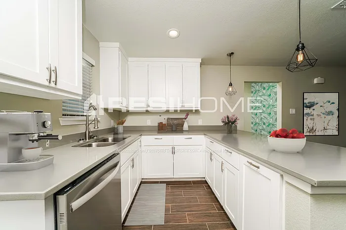 9656 Valley Mills Ln — Photo 3