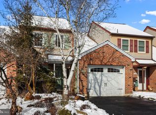 240 Tareyton Dr, Langhorne, PA