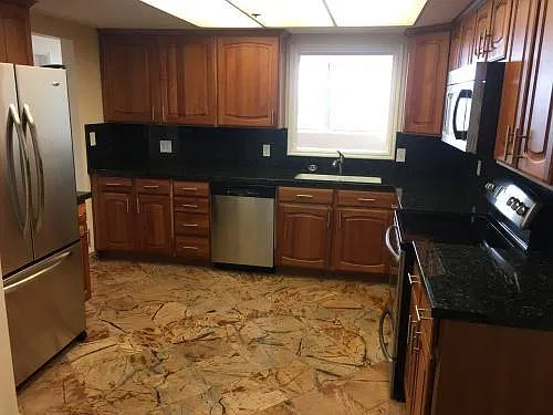2 bed, 1373 sqft, $1,995 — Photo 2