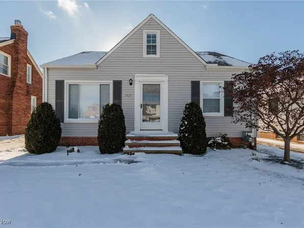 7915 Dorothy Ave, Parma, OH 44129