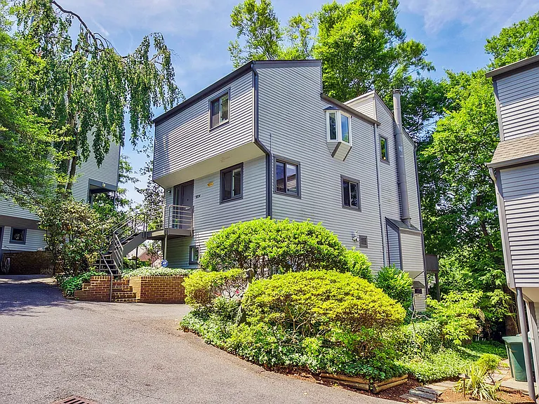 5034 Dana Pl NW #3 — Photo 3