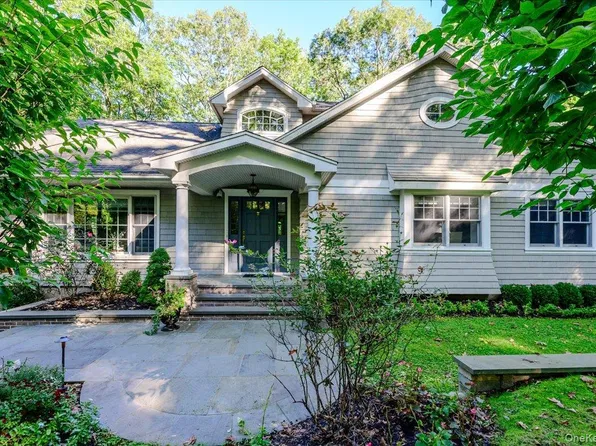 49 Pine Drive, Cold Spring Harbor, NY 11724
