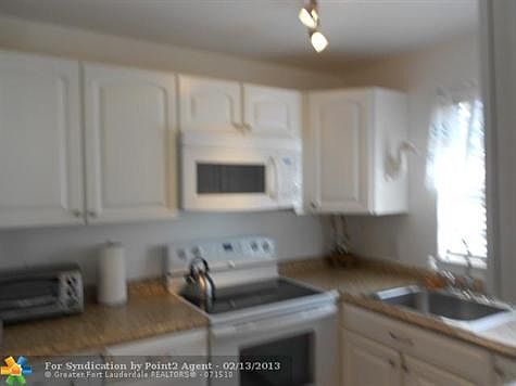 4th image of 465 Tilford #V