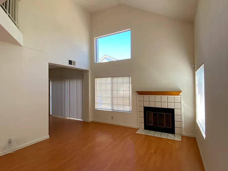 5315 Shattuck Ave — Photo 5