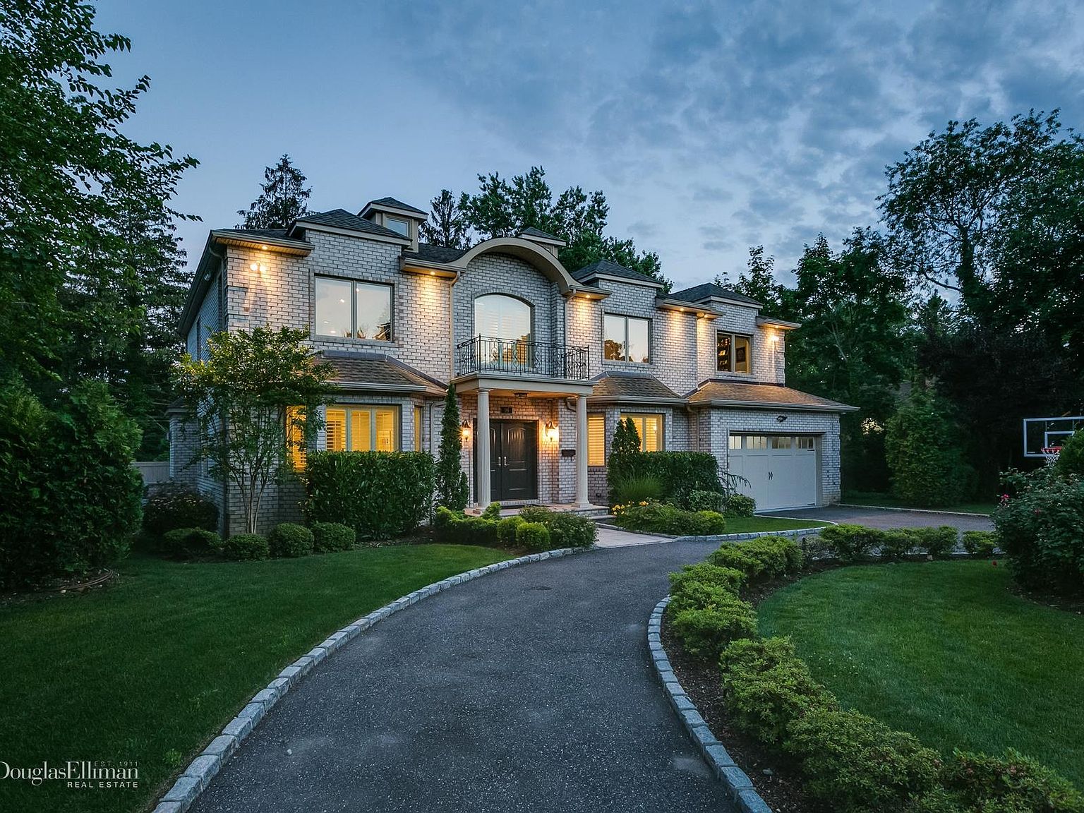 98 Barnyard Ln, Roslyn Heights, NY 11577 Zillow