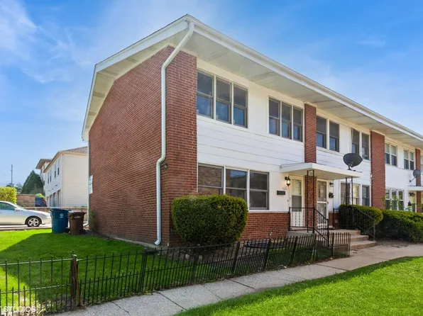 563 Lynn Ct Unit A, Glendale Heights, IL 60139