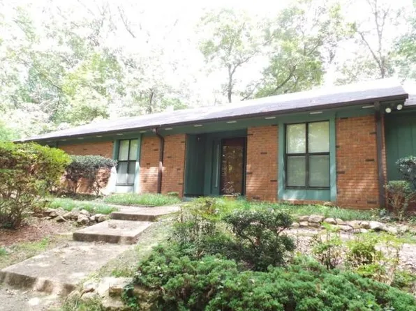 170 Saber Trl, Columbus, MS 39705