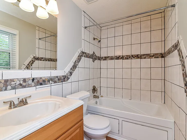 3939 Valley Brook Rd — Photo 16