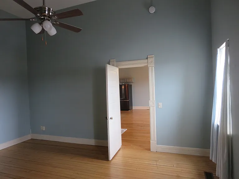 111 Keller Ave N #1 — Photo 6