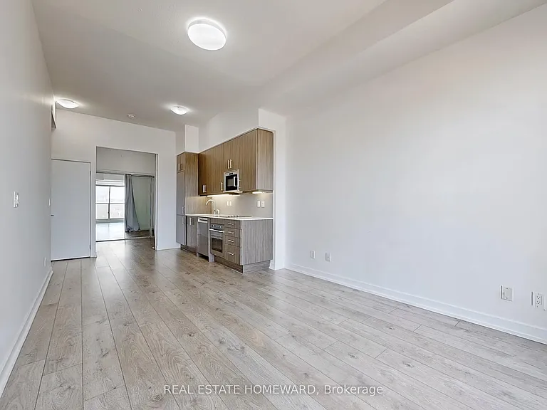 297 College St #722 — Photo 5