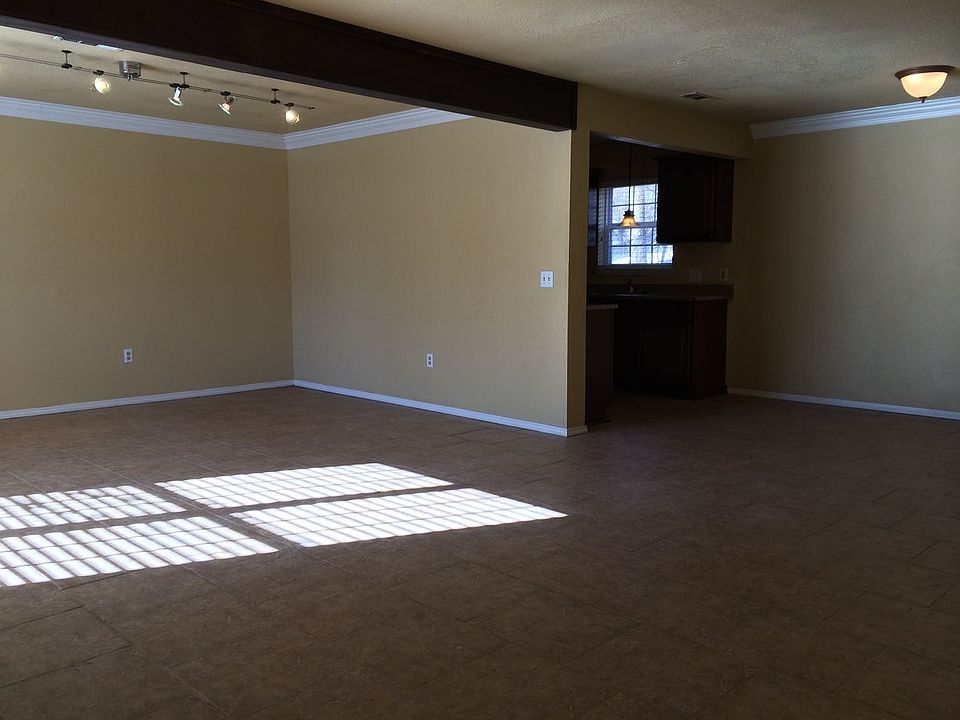 1st image of 356 S University Ave