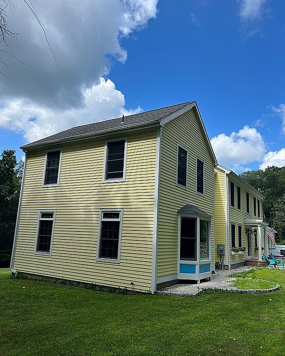2nd image of 125 Maple Rd