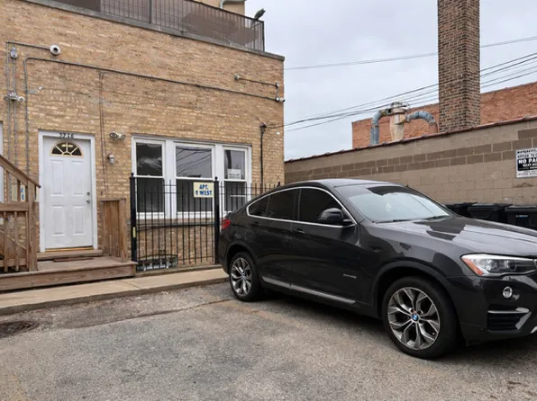 3716 N Cicero Ave #2E, Chicago, IL 60641