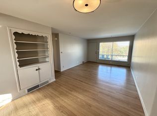 4407 Gilman Ave W, Seattle, WA 98199