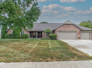 2545 Willow St, Greenwood, IN 46143