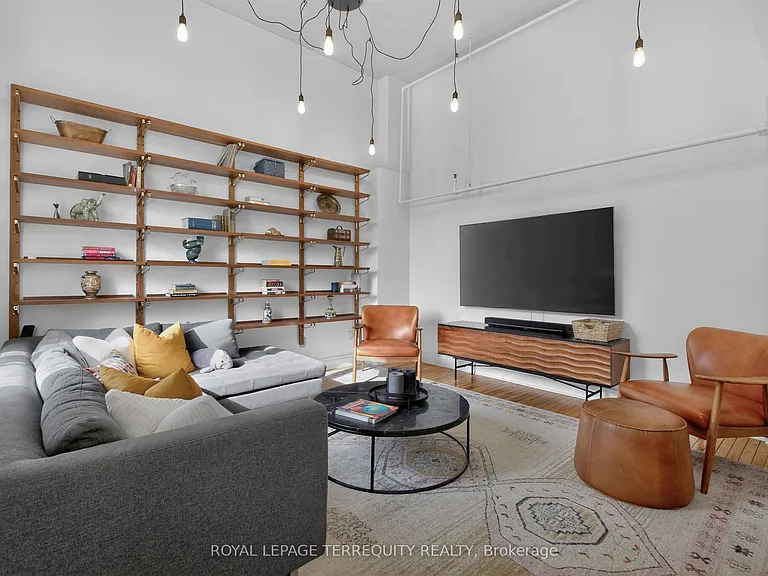 75 Markham St #1 — Photo 21