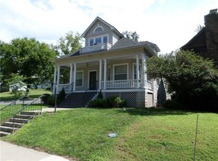 526 N 4th St, Atchison, KS 66002