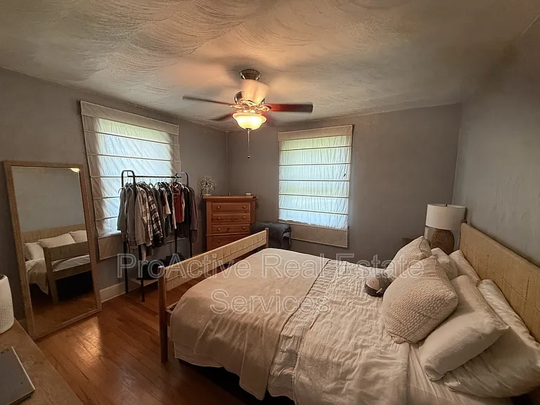 725B Carolina Ave — Photo 25