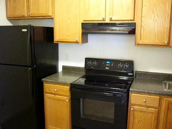 Updated kitchen and appliances