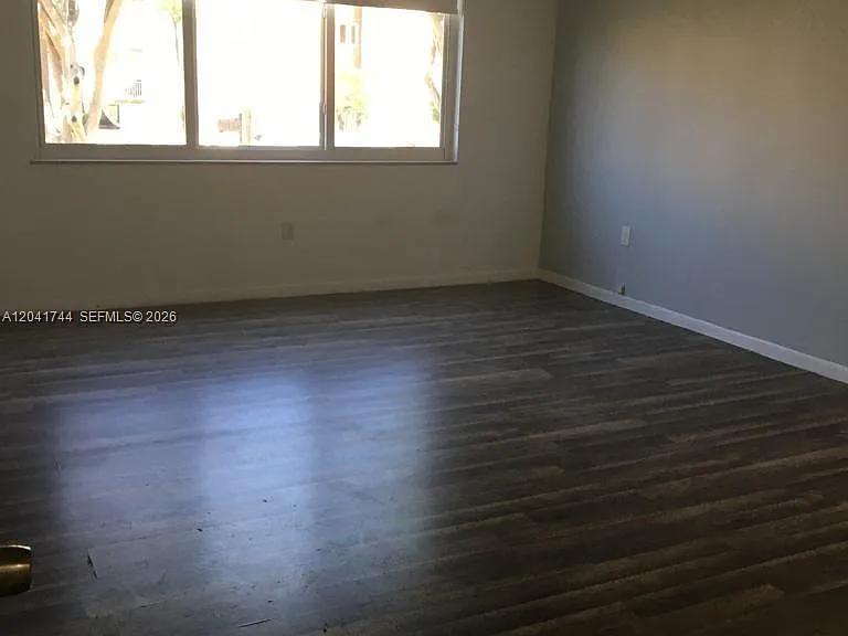 6930 Miami Gardens Dr #1-209 — Photo 2