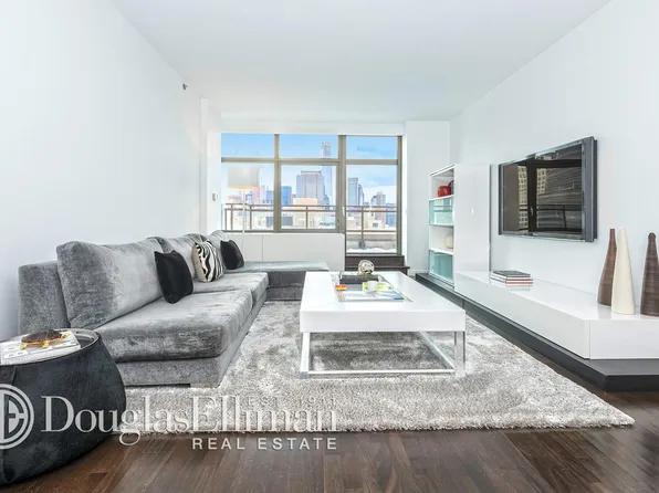 1 Morton Square image 1 of 9