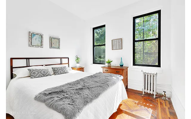 Sold by Douglas Elliman | media 10