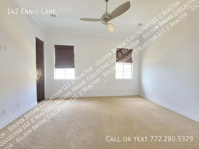 142 Ennis Ln — Photo 6