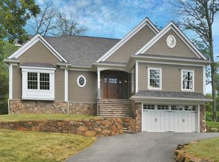 17 Van Duyne Ct, Towaco, NJ 07082