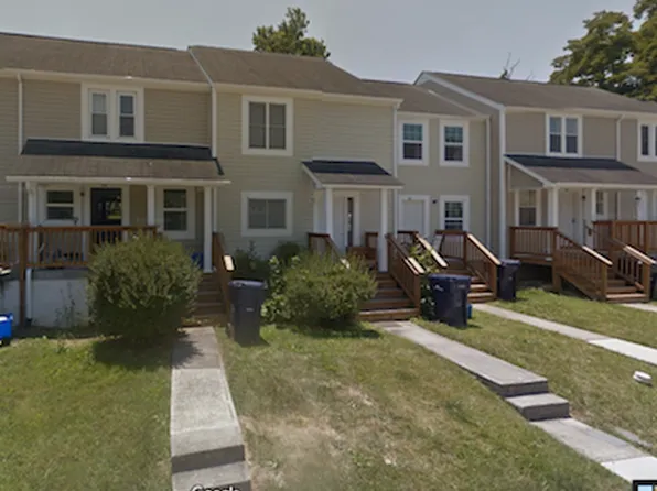 128 Lucas Dr, Blacksburg, VA 24060