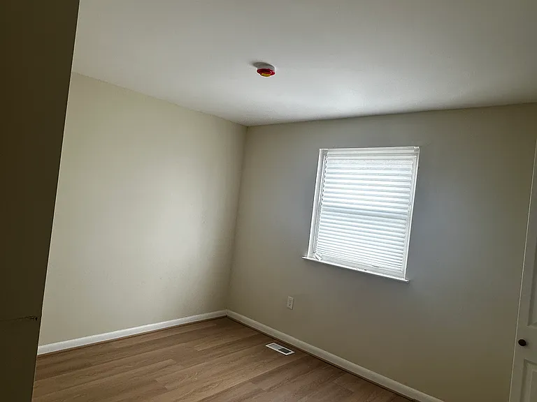 3324 Martin Luther King Jr Ave SE — Photo 8