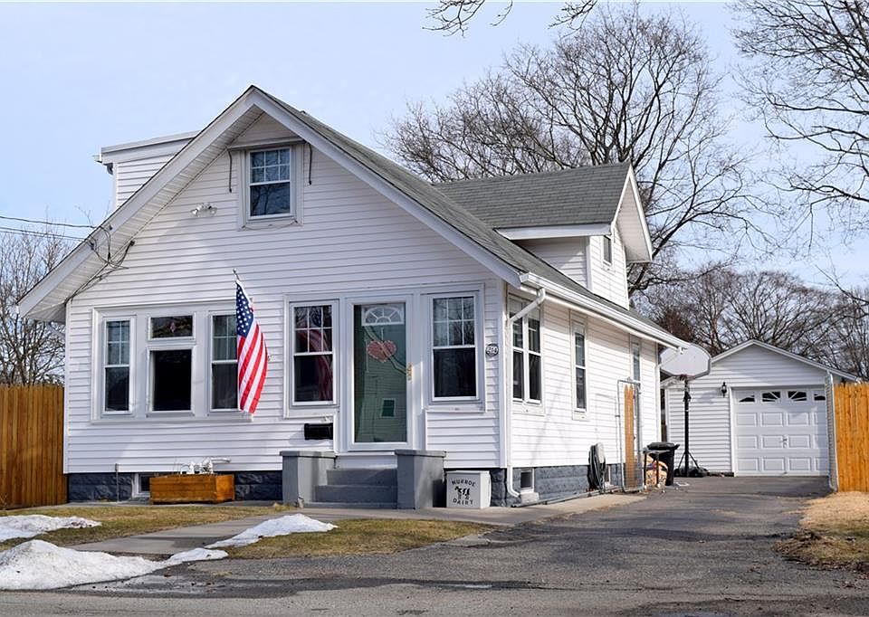 1st image of 214 Morse Ave