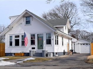 214 Morse Ave, Warwick, RI 02886