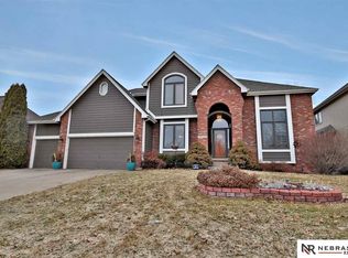 16728 V St, Omaha, NE 68135